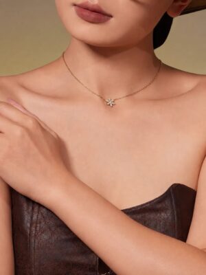 Collier Stella